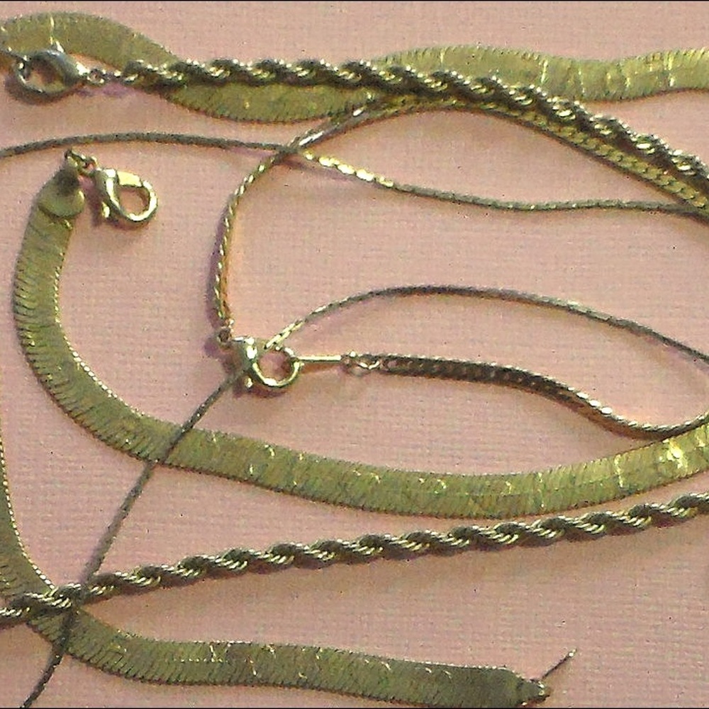 Random 4 Piece Jewelry LOT